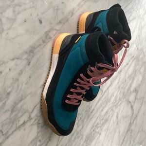 North face dry vent shoes